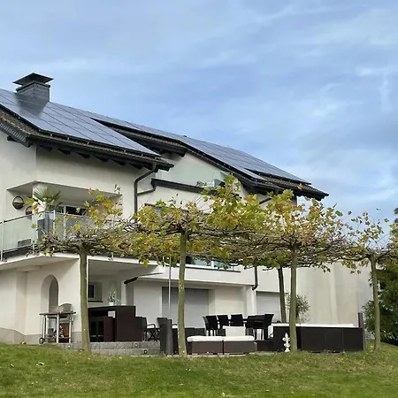 Villa Kaja Mit Traumhaftem Blick Auf Den