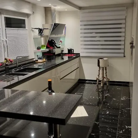 Kaja By Maggie Mit Pool, Kamin Und Traumhaftem Blick Auf Den Villa *