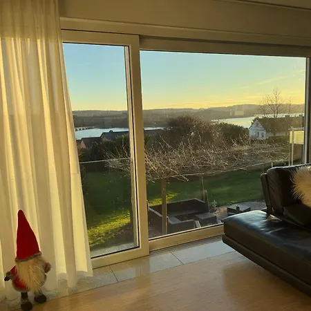 Kaja 1 - Kamin - Pool - Traumhafter Seeblick Villa