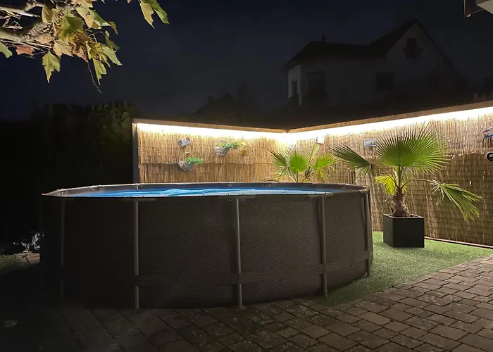 Kaja By Maggie Mit Pool, Kamin Und Traumhaftem Blick Auf Den Villa